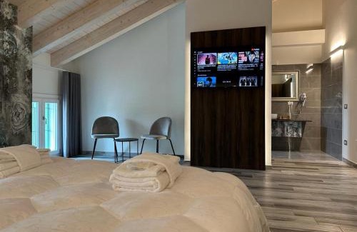 Camin House | Royal Garden luxury rooms