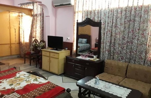 Sialkot House | Royal Guest House