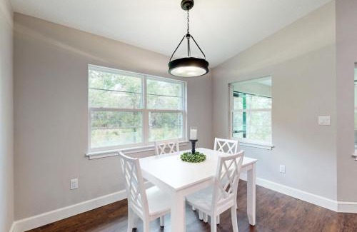 Brooksville House | Royal Highlands Retreat