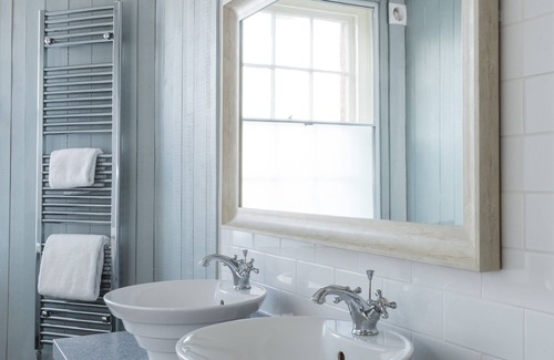 Deal Hotel | Royal Hotel