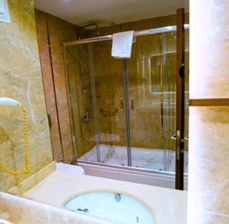 Inegol Hotel | Royal Hotel Inegol