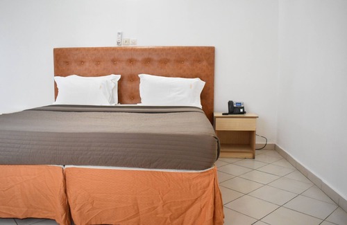 Angre Hotel | Royal Hotel Residence