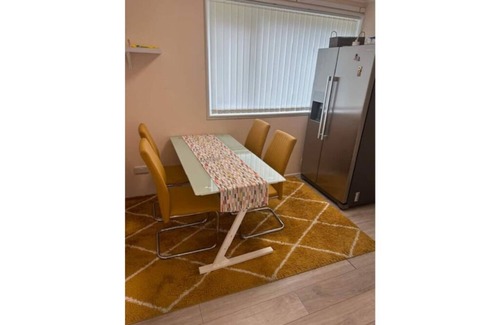 Peterlee House | Royal-like Stay, Cosy and comfortable Happy Relaxation Home