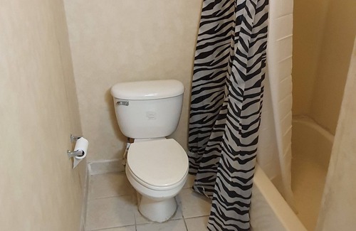 Absecon Hotel | Royal Lodge