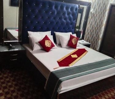 Lahore Apartment | Royal palace hotel