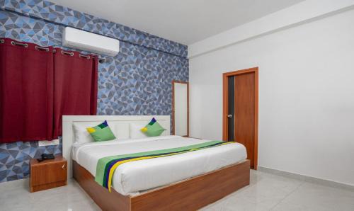 Sector 2 Hotel | Royal Platinum Suites