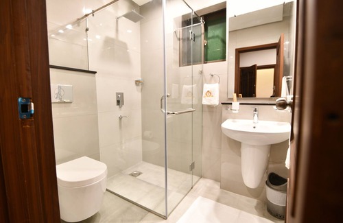 F-6 Sector Hotel | Royal Regency Hotel