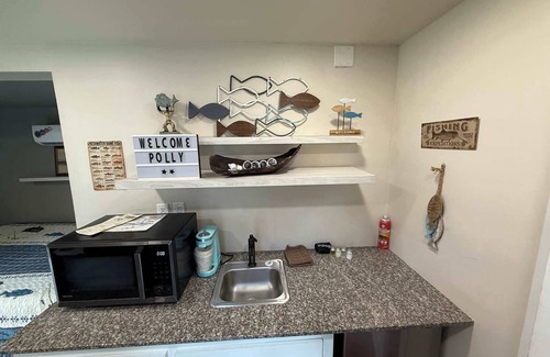 Medicine Park Apartment | RR Medicine Park Tiny House Slp 4 1BR/1BA - 1 bed