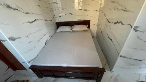 Sholinghur Hotel | RR Residency