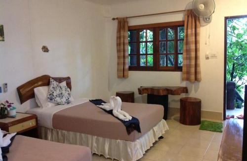 Sa Khu Resort | Ruan Mai San Ngam Resort - SHA Plus