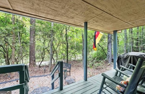 Sautee Nacoochee Cabin | Ruby's Haus | Hot Tub | Dog Friendly | Fireplace