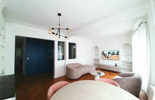 16th Arrondissement Apartment | Rue Eugène Delacroix - Paris 16 - 416035