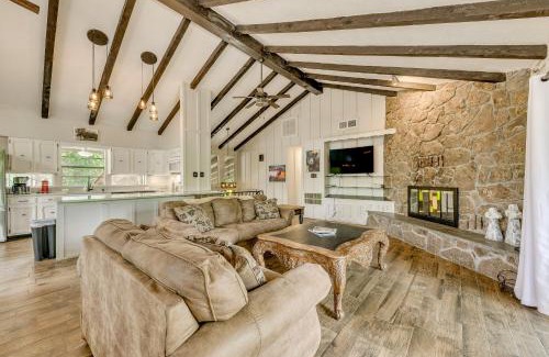 Ruidoso House | Ruidoso Vacation Rental with Spacious Deck