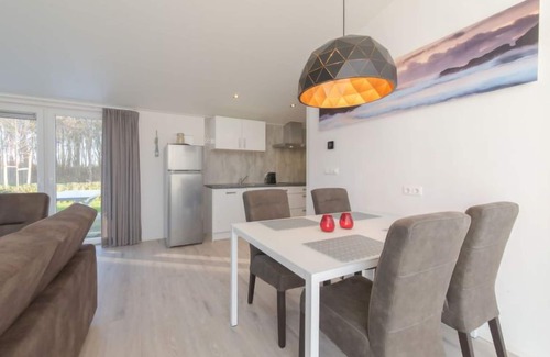 Wemeldinge House | Ruisweg 103 by Interhome