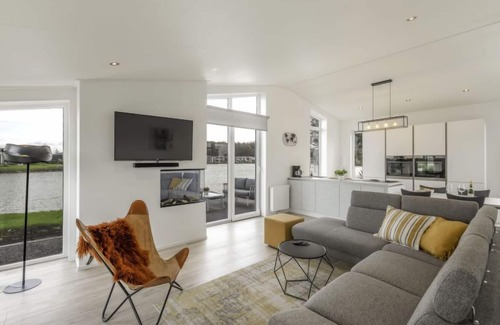 Wemeldinge House | Ruisweg 28 by Interhome