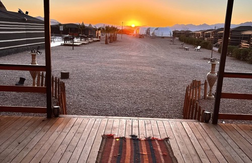 Wadi Rum RV Rental | Rum Oasis Luxury Camp