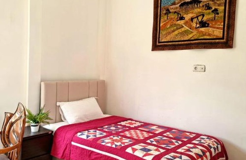 Pekanbaru Apartment | Rumah Tropis - Lantai 1, single room