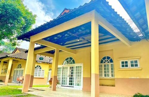 Kampung Kongsi Resort | RUMBIA RESORT VILLA Paka Terengganu