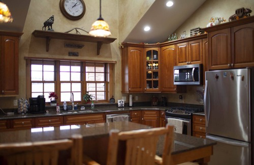 Stevensville House | Runnin' Bear Ranch