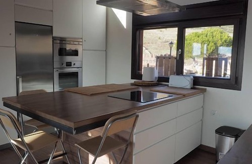 Santa Maria de la Alameda Cottage | Rural house with 3 stays (full or partial rental) for 10 to 18 people