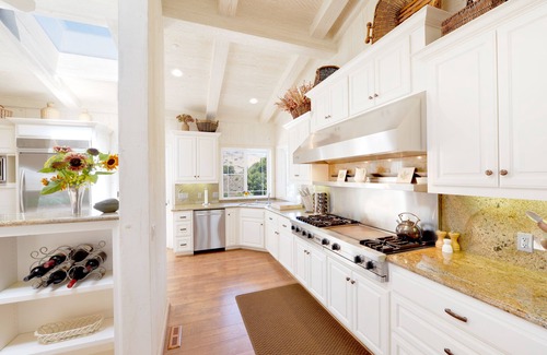 Cambria House | Rural Cambria Getaway. The Big House at Stepladder Ranch & Creamery
