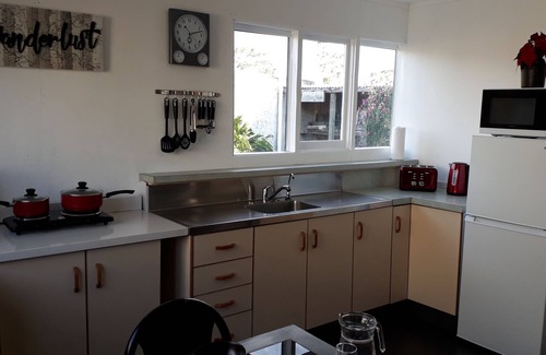 Awanui Cottage | Rural Cottage Minutes From Beaches, Lakes and Town