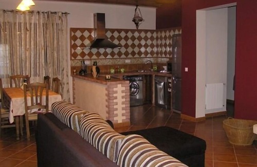 Sisante Cottage | Rural house (full rental) Sale of the Sisa for 6 people