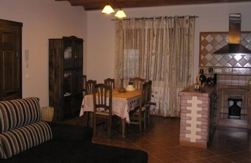 Sisante Cottage | Rural house (full rental) Sale of the Sisa for 6 people