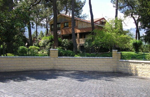 Navaluenga Cottage | Rural houses for large groups near Madrid, Toledo, Segovia