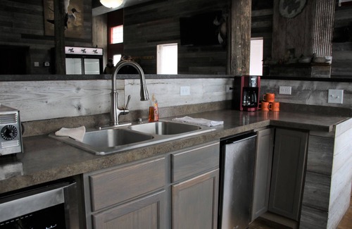 Wimbledon Cabin | Rural Lodge