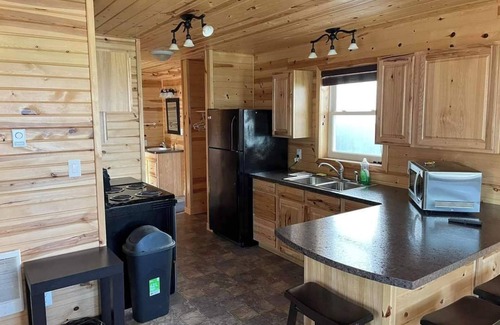 Stanley Cabin | Rural Retreat