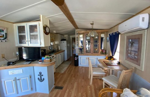 Southside Rural Community Resort | Ruskin FL Resort- 30 mins-90 mins away from FL Attractions, Facilities and close to the gulf coast beaches