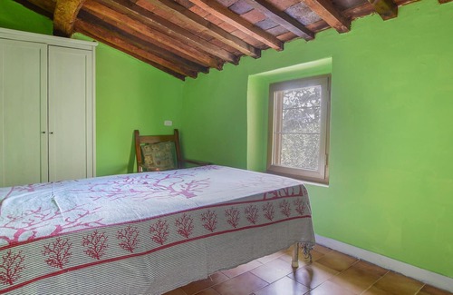 Campagnatico Apartment | Rustic accommodation in nature for four people with pet in the middle of Tuscany.