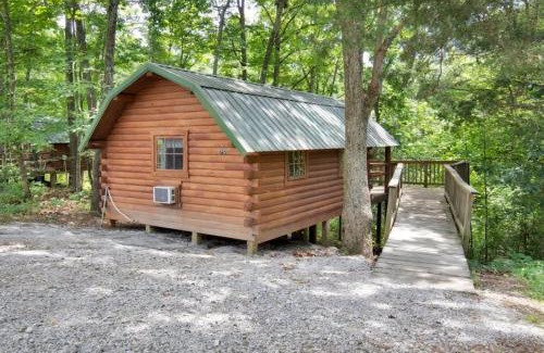 Bloomington House | Rustic Cabin in Lake Monroe