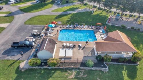 Bloomington House | Rustic Cabin in Lake Monroe