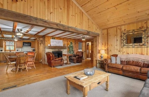 Bellville Cabin | Rustic cabin with hot tub, fire pit and close to area attractions!