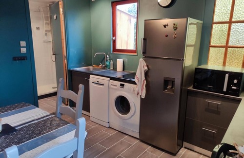 Saint-Pompont Cottage | Rustic chalet in the heart of Black Périgord with terrace & all comforts included