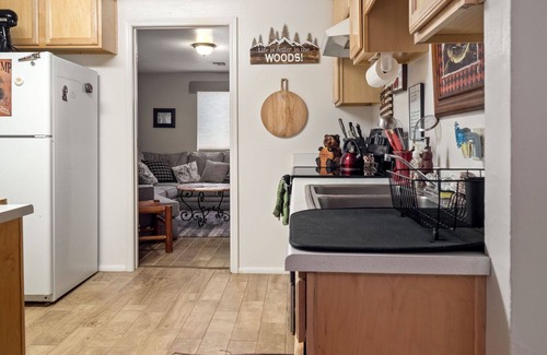 Pinetop-Lakeside Cabin | Rustic Charm Cabin + Pinetop-Lakeside Retreat