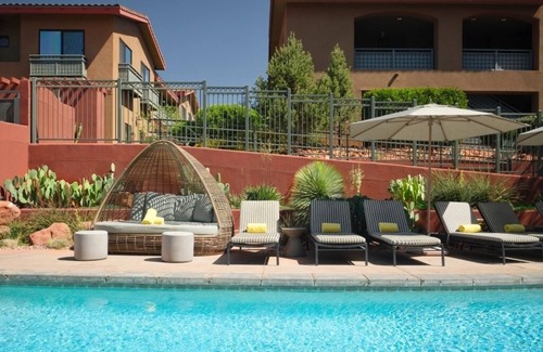 West Sedona Hotel | Rustic-Chic Room w/Balcony for Enjoying Mountain Views