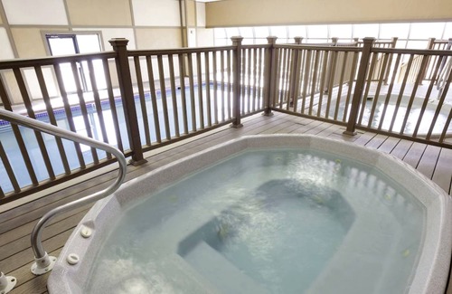Steamboat Springs Condo | Rustic Condo with Stunning View of Mt Werner