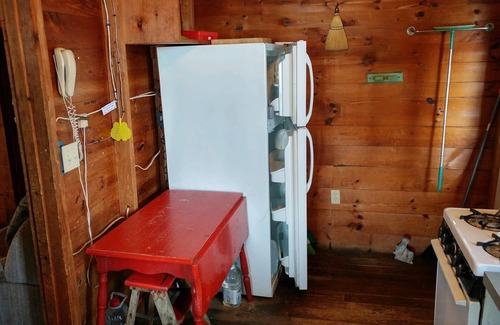 Meredith Cottage | Rustic Cottage On Lake Winnisquam