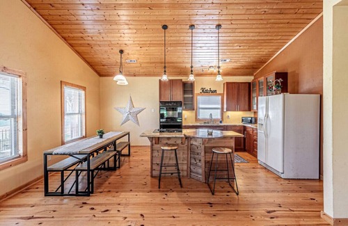 Winnsboro Other | Rustic Elegance: Ponds, firepit