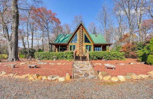 Fancy Gap House | Rustic Fancy Gap Cabin with Blue Ridge Parkway Views