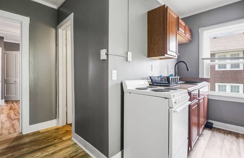 Old Louisville House | Rustic Home w/2 BR - WIFI included