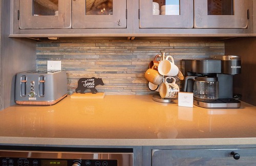 Homestead Hills Cabin | Rustic Luxury-Cozy Cabin-Amazing Views!