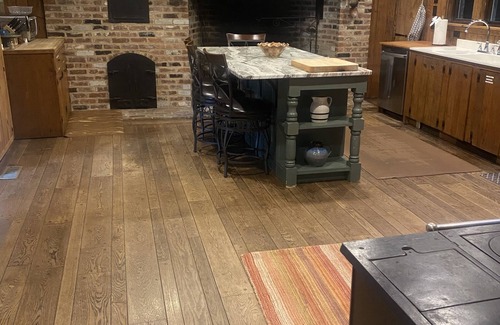 Highlands House | Rustic Mtn. Elegance with Views located Btwn Highlands-Cashiers-Lake Glenville!