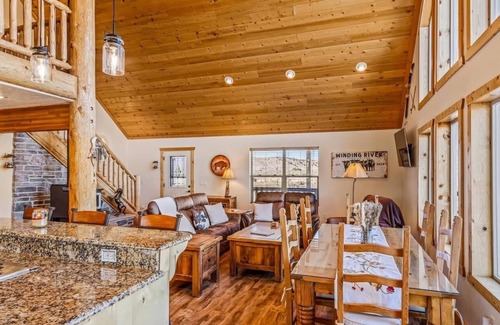 Panguitch Other | Rustic Riverside Retreat on 7 acres at the steps of Bryce Canyon National Park
