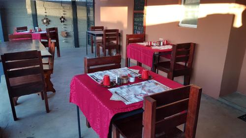 Vredefort Bed & Breakfast | Rustique Paris Guest House
