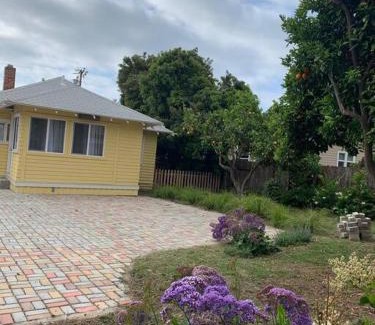 Santa Barbara House | Ruth House Original Craftsman PETS, walk to State st.