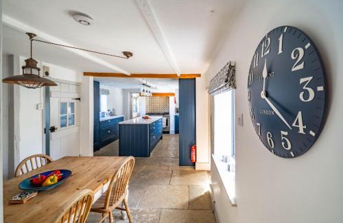 Bacton House | Ruthie Cottage by Big Skies Cottages